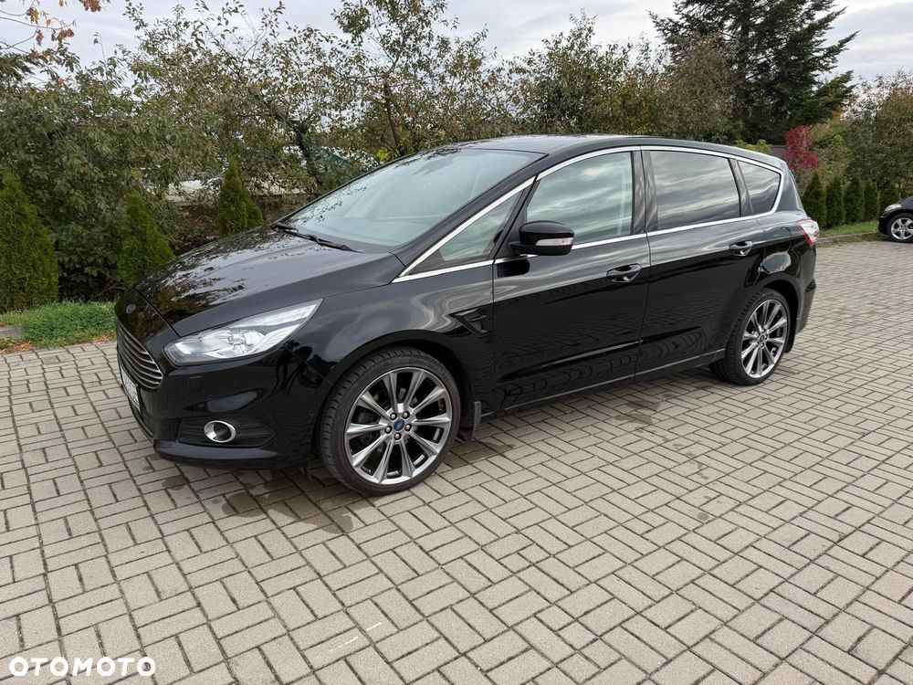 Ford S-Max 2.0 EcoBoost Titanium - 1