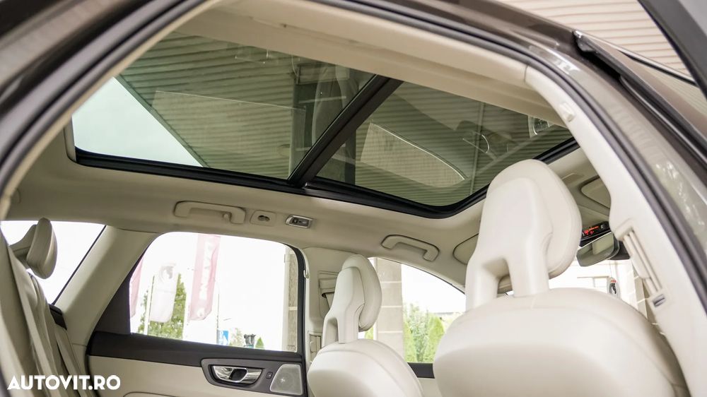 Volvo XC 60 D4 AWD Inscription - 37