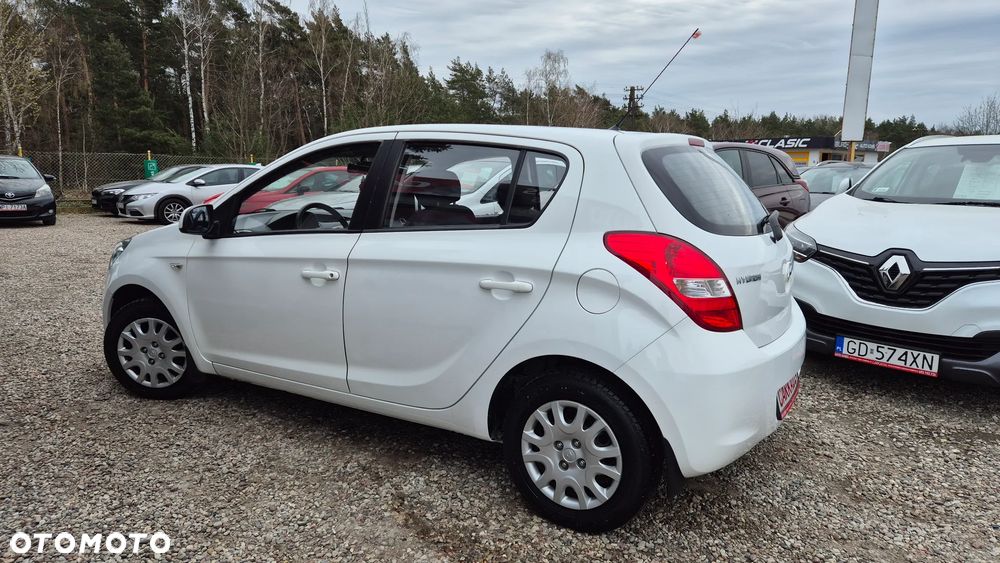 Hyundai i20 1.2 Edition Plus - 10