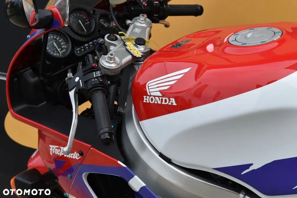 Honda CBR - 20