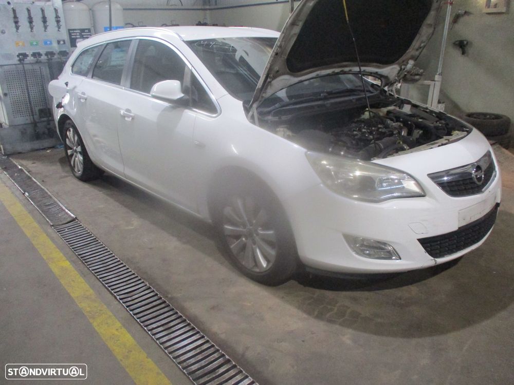 Carro MOT: A17DTC OPEL ASTRA J 2017 1.7CDTI 110CV 5P BRANCO DIESEL - 4