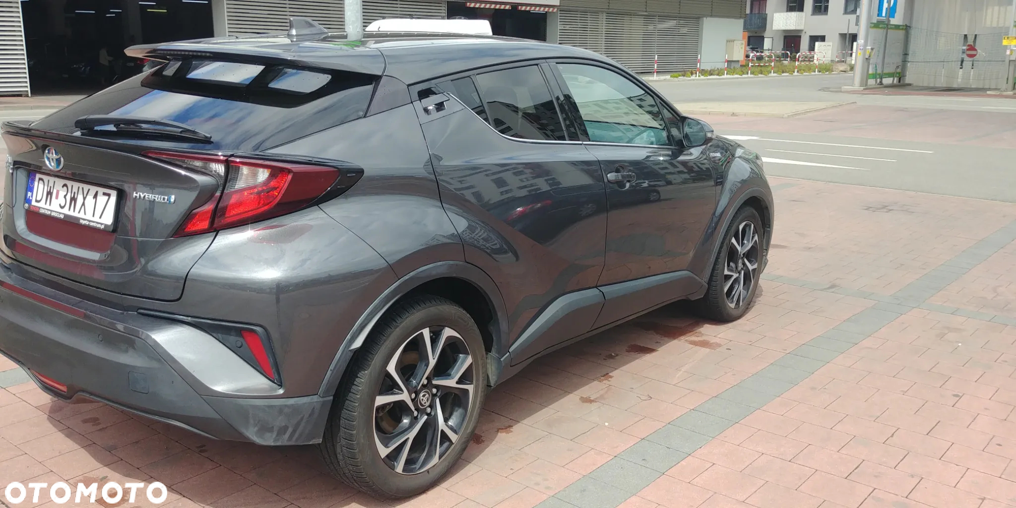 Toyota C-HR 1.8 Hybrid Style - 8