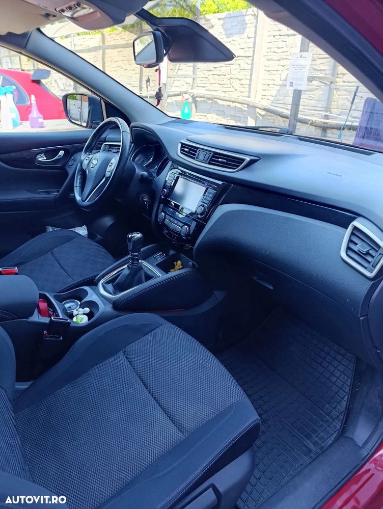 Nissan Qashqai 1.5 DCI Start/Stop N-Connecta - 8