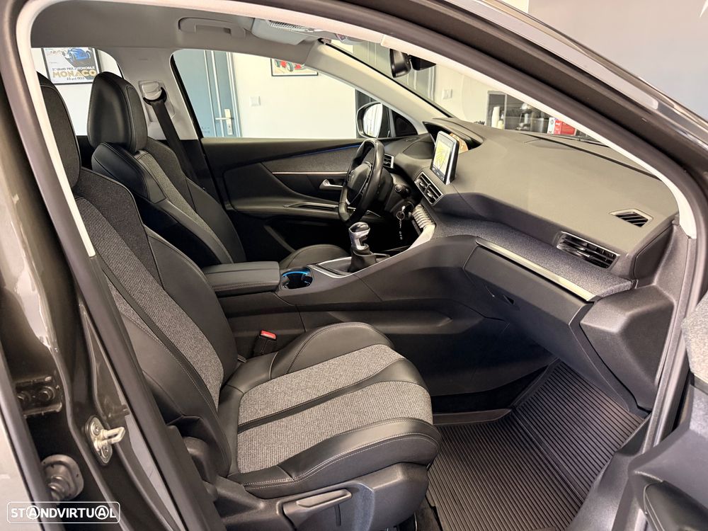 Peugeot 3008 1.5 BlueHDi Allure - 30