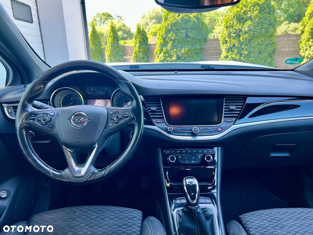 Opel Astra 1.6 D (CDTI) Start/Stop Innovation - 9