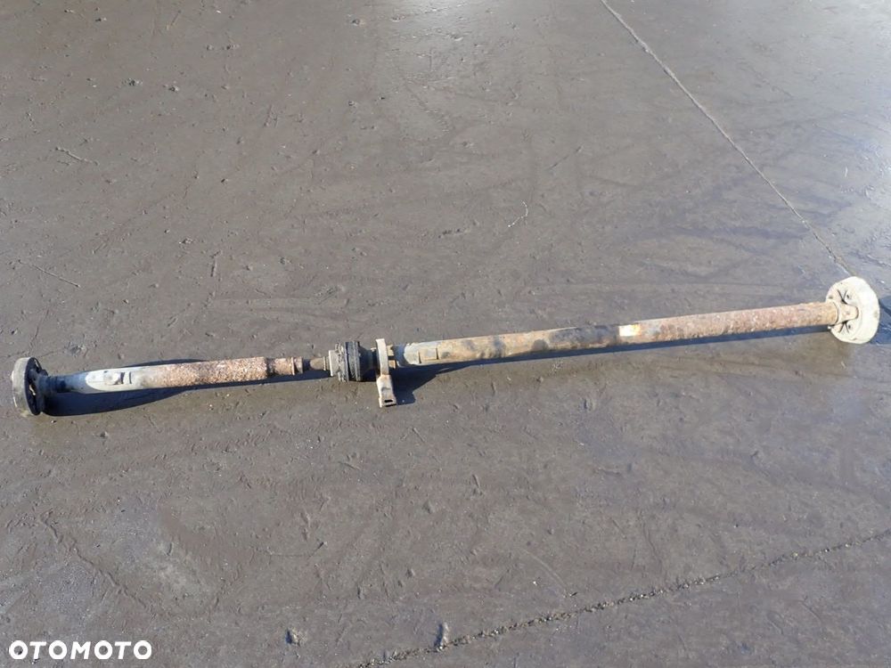 WAŁ NAPĘDOWY SKODA OCTAVIA I - 1