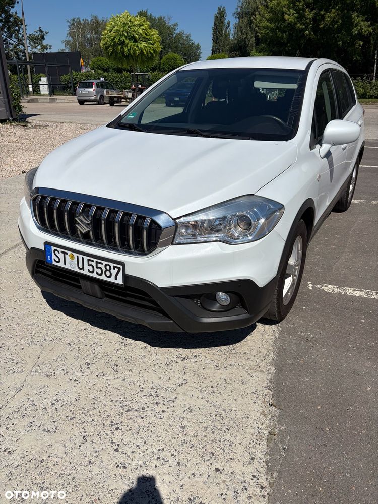 Suzuki SX4 S-Cross 1.0 T Comfort - 10