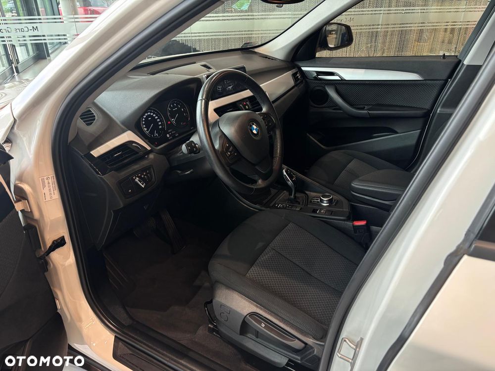 BMW X1 sDrive18i Advantage - 15