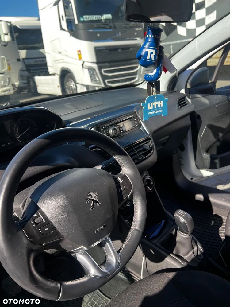 Peugeot 208 Blue-HDi 120 Stop&Start Allure - 21