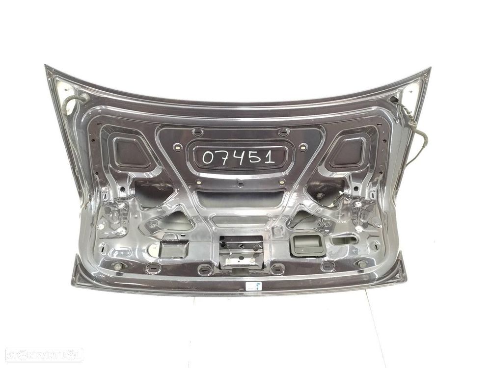 TAMPA MALA AUDI A8 2003 - 4