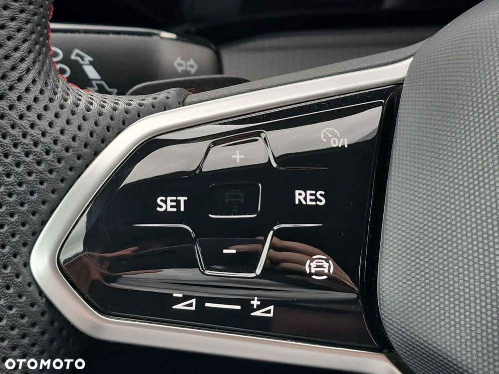 Volkswagen Golf - 16