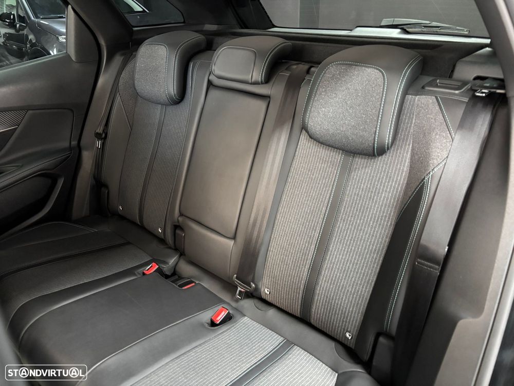 Peugeot 3008 1.5 BlueHDi Allure Pack EAT8 - 20
