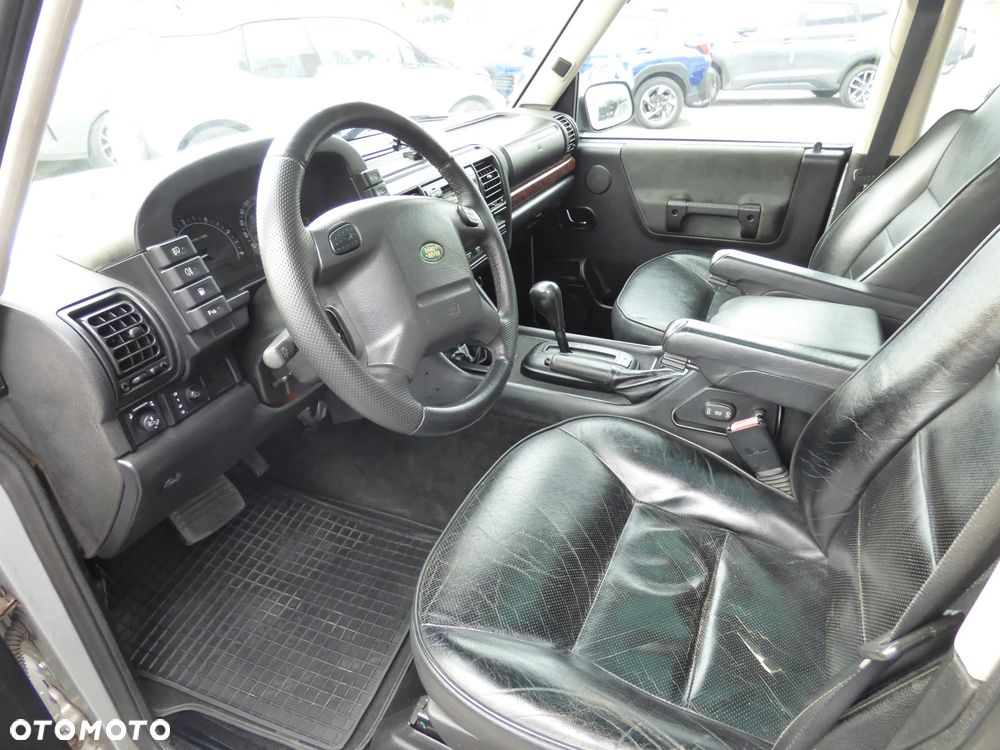 Land Rover Discovery - 12