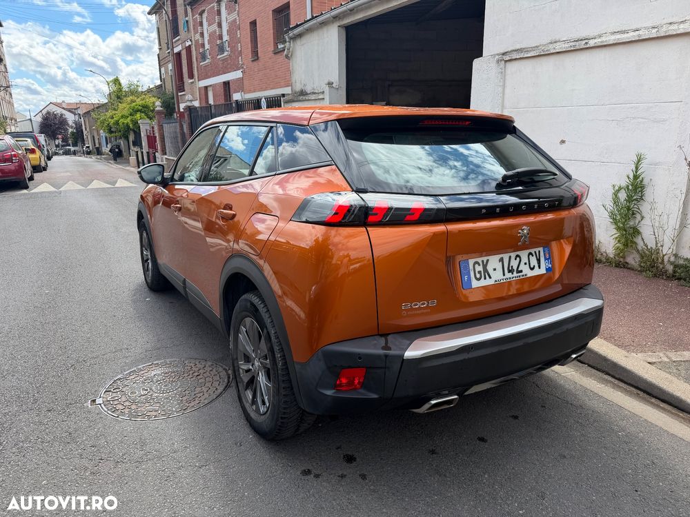 Peugeot 2008 PureTech 130 Allure - 3