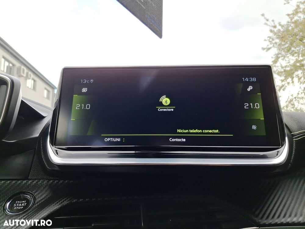Peugeot 2008 1.2 PureTech EAT8 STT GT Pack - 16