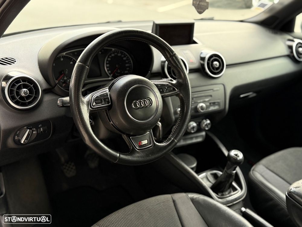 Audi A1 1.6 TDI S line Sport Pack - 17
