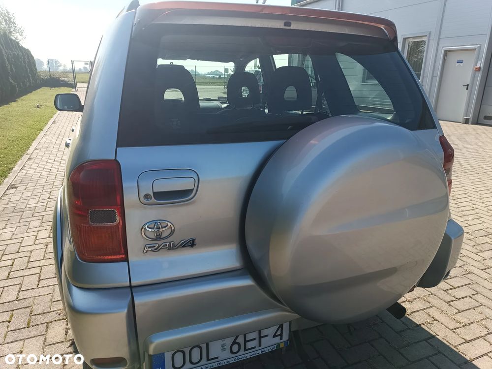 Toyota RAV4 - 3