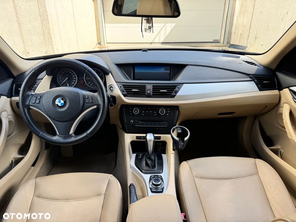 BMW X1 xDrive20d - 15