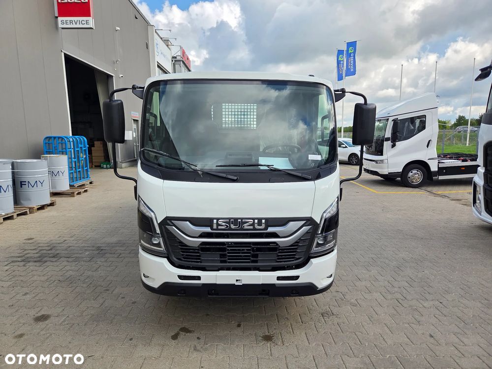Isuzu M27 - 2