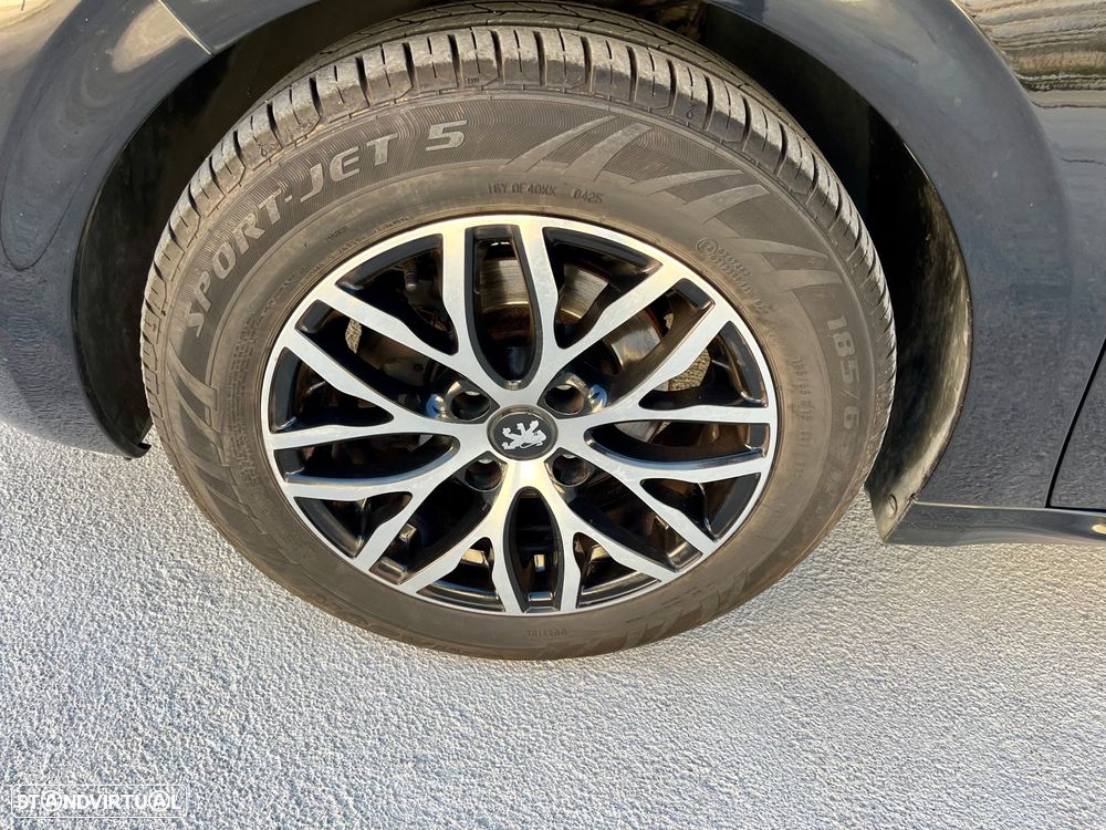 Peugeot 208 1.6 BlueHDi Allure - 19