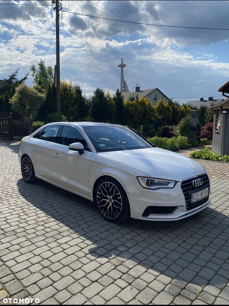 Audi A3 Limousine 2.0 TFSI quattro S tronic design - 4