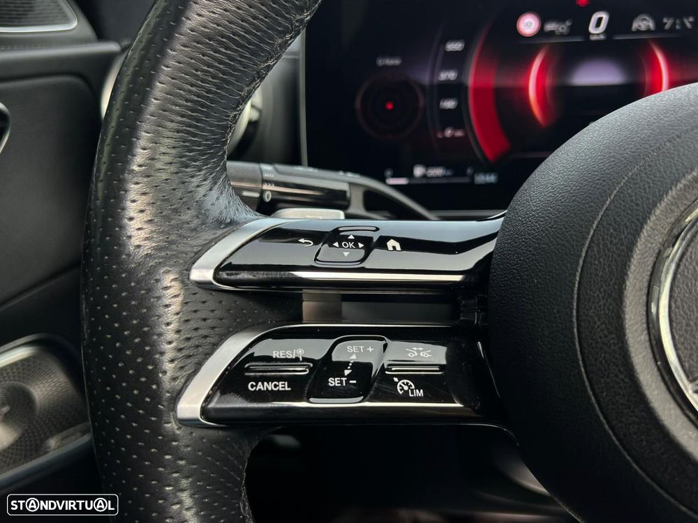 Mercedes-Benz C 300 d AMG Line - 18