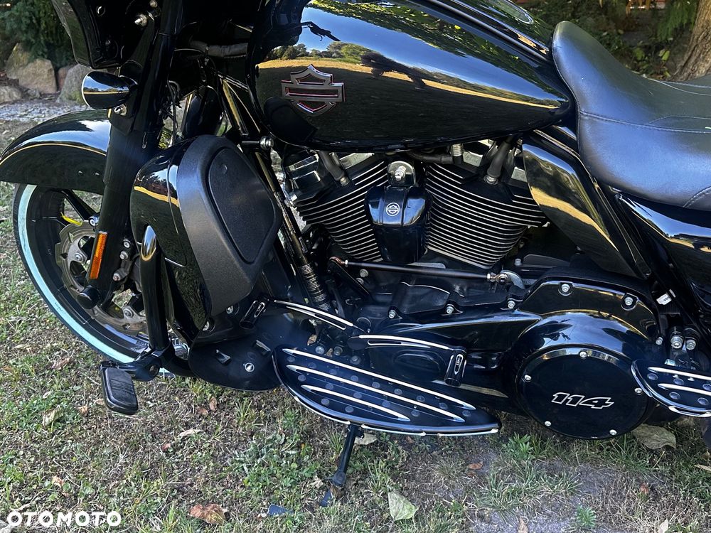 Harley-Davidson Touring Street Glide - 10
