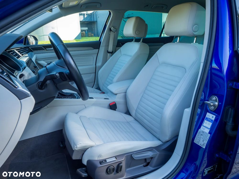 Volkswagen Passat 2.0 TDI BMT Highline DSG - 33