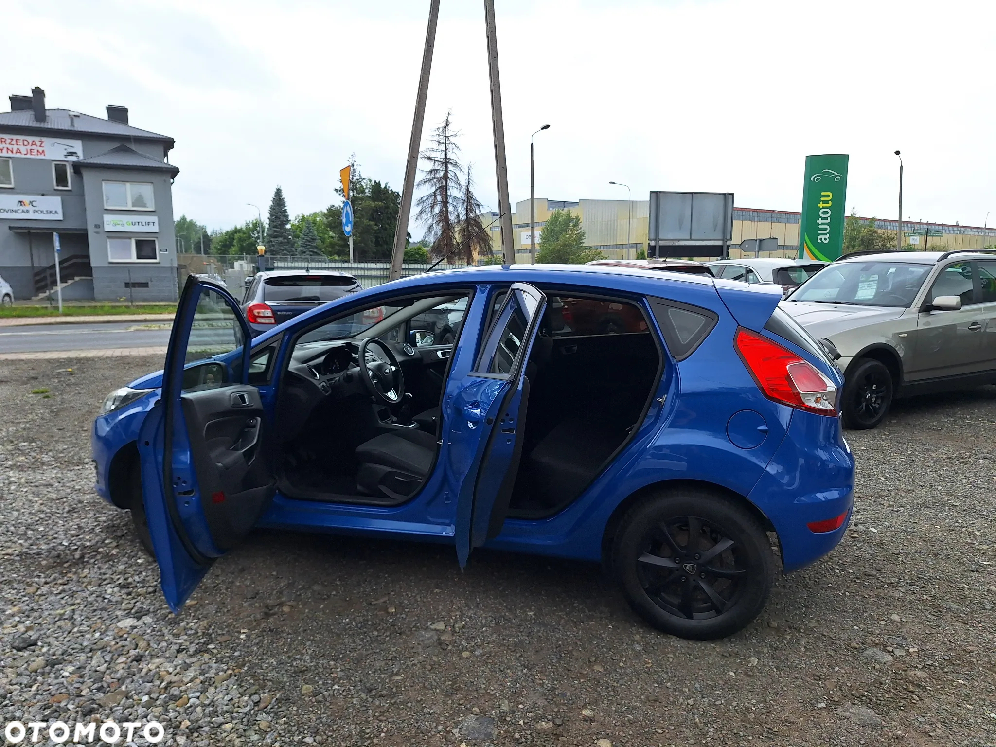 Ford Fiesta - 10