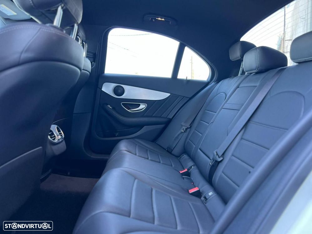 Mercedes-Benz C 220 d AMG Line - 8