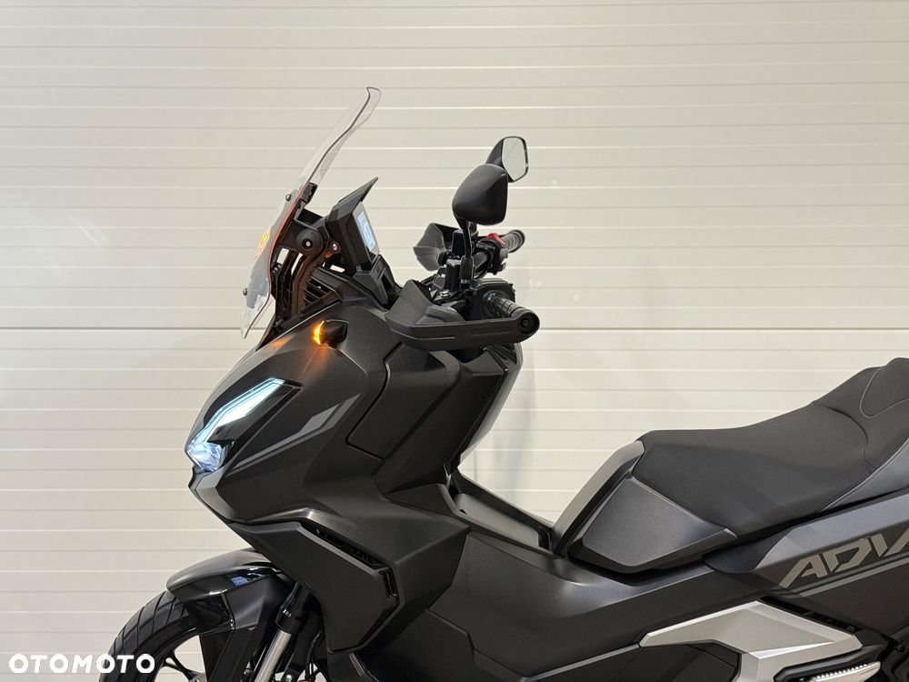 Honda ADV350 - 23