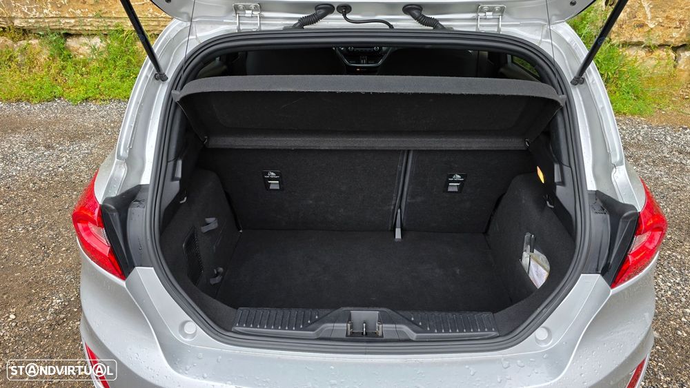 Ford Fiesta 1.0 EcoBoost ST-Line - 47