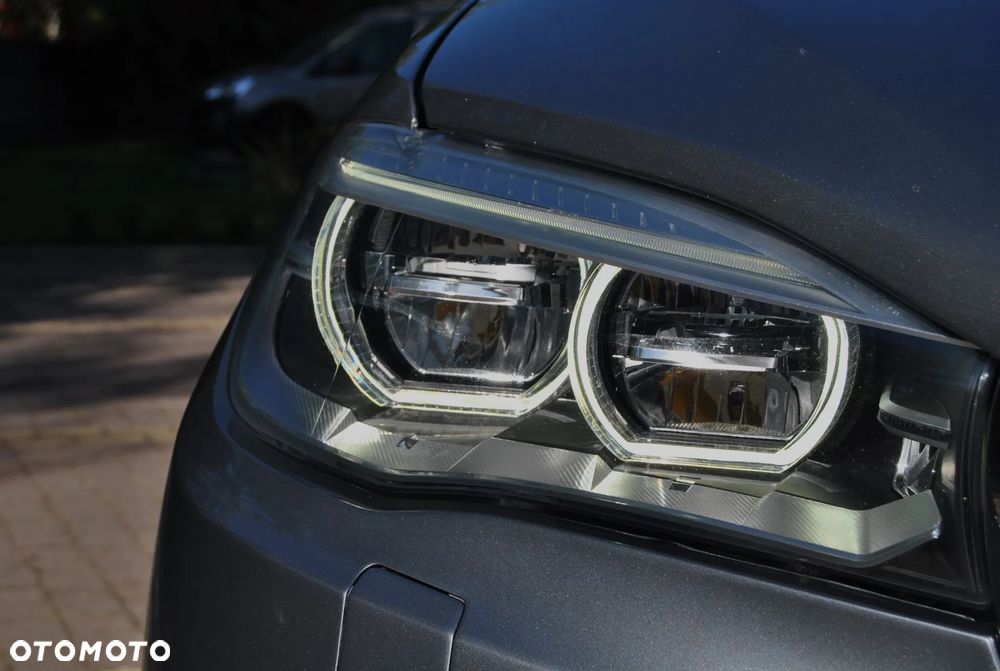 BMW X5 xDrive30d - 26