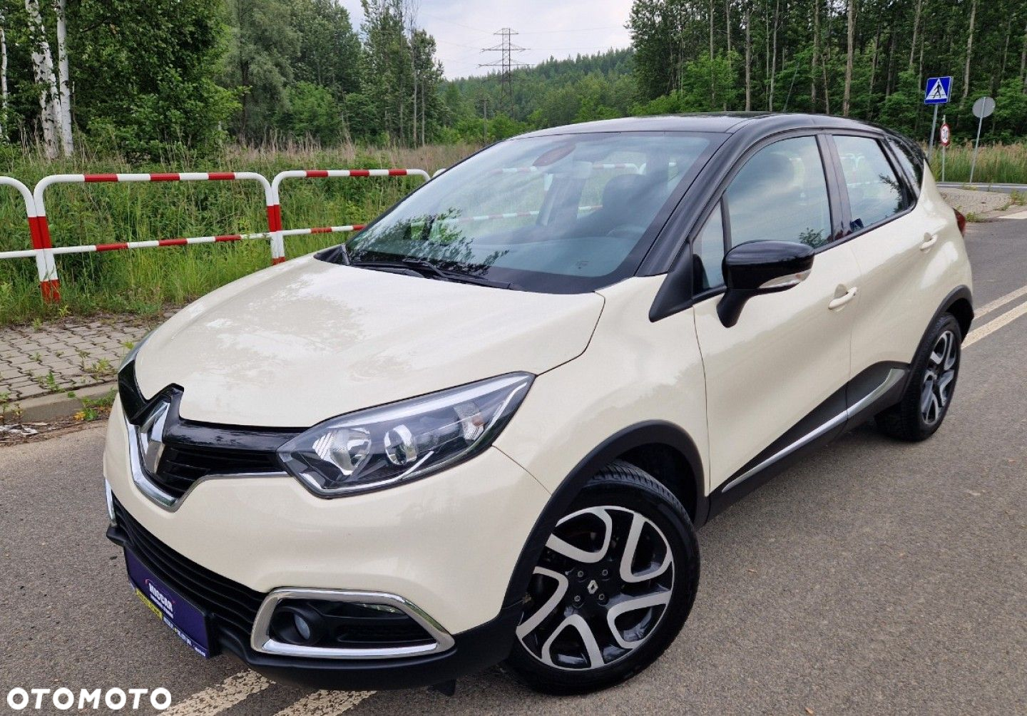 Renault Captur (ENERGY) TCe 90 INTENS - 2