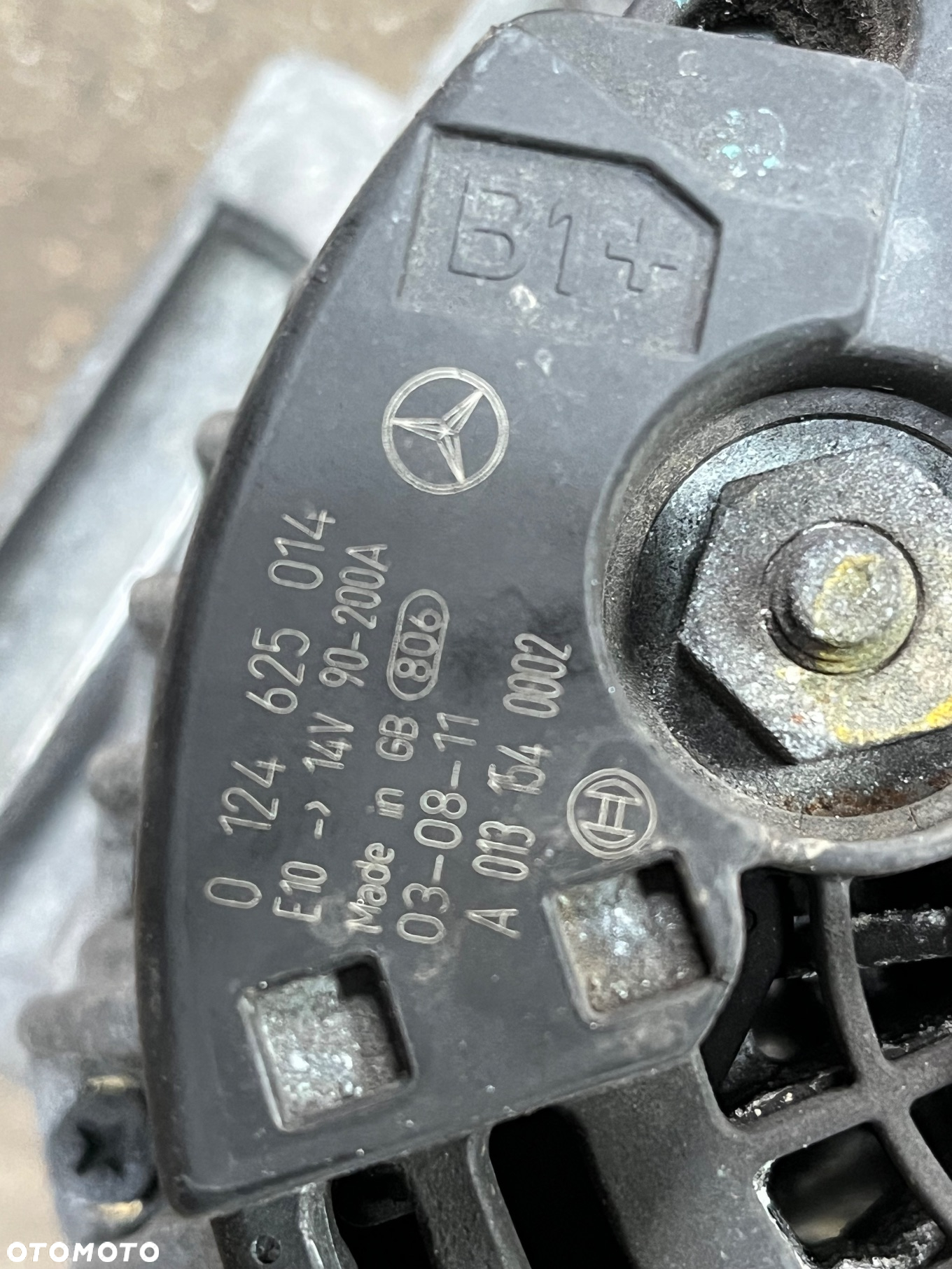 Mercedes W211 2,2 CDI Alternator - 2