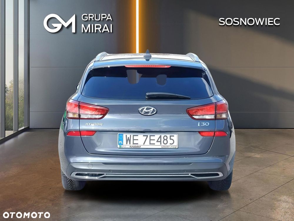Hyundai i30 1.5 DPI Smart - 4