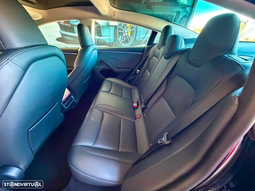 Tesla Model 3 Long Range Tração Traseira Premium - 24