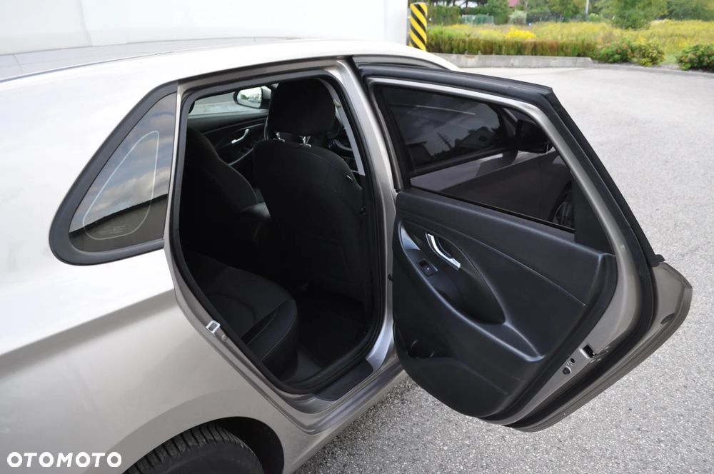 Hyundai i30 1.4 T-GDI Passion Plus - 17