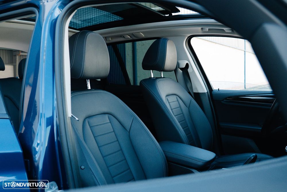 BMW iX3 - 22
