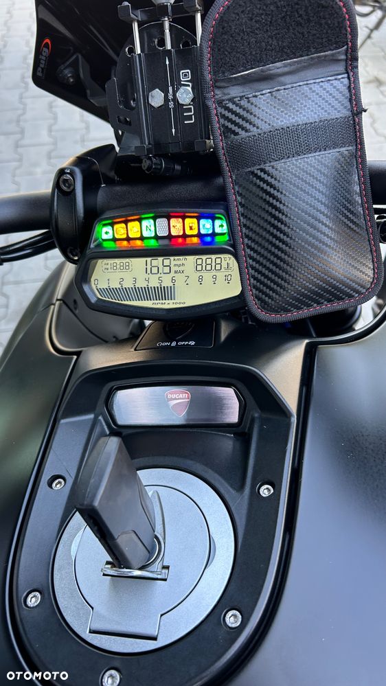 Ducati Diavel - 17