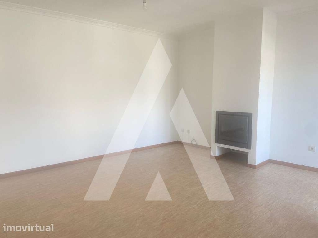 Apartamento em Mogofores - Grande imagem: 4/25