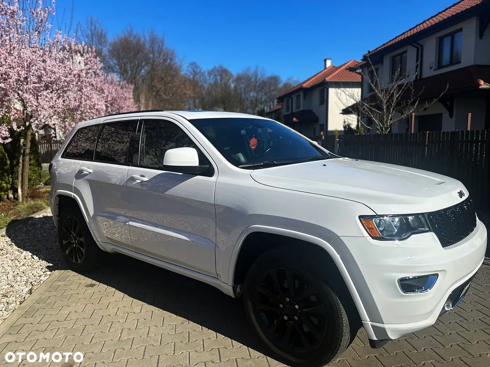 Jeep Grand Cherokee - 2