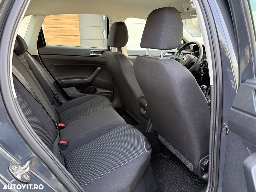 Volkswagen Polo 1.0 Comfortline - 17