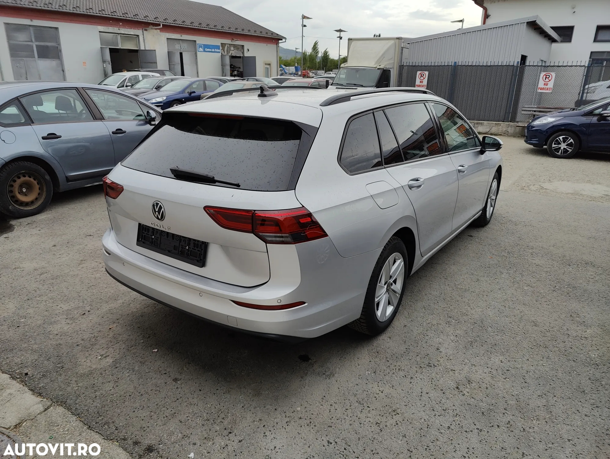 Volkswagen Golf - 4