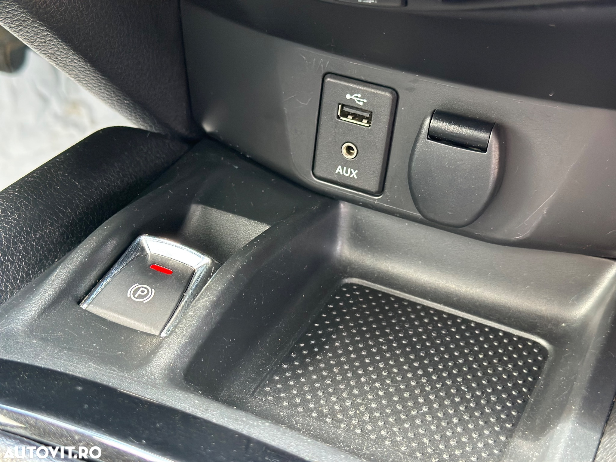 Nissan X-Trail 1.6 dCi N-Connecta - 13