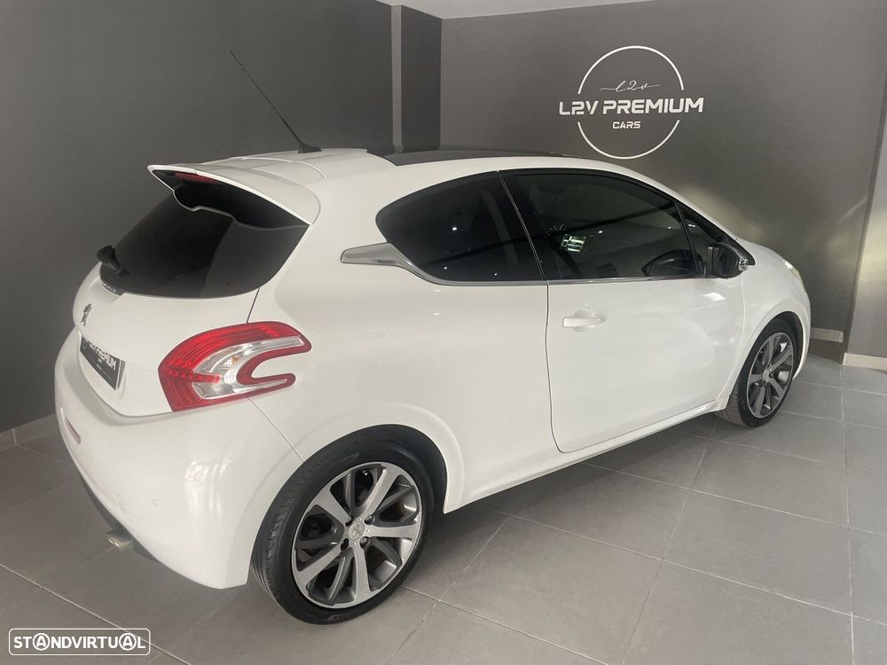 Peugeot 208 1.6 e-HDi Allure - 10