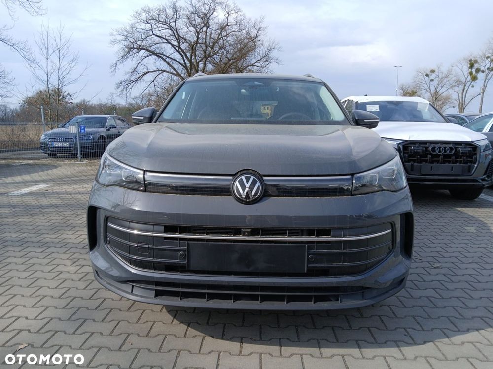 Volkswagen Tiguan - 3