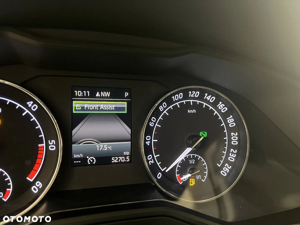 Skoda Superb 2.0 TDI Style DSG7 - 20