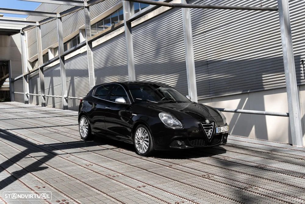 Alfa Romeo Giulietta - 2