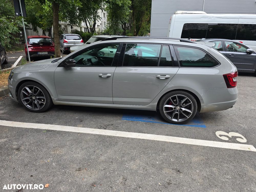 Skoda Octavia Combi Diesel 2.0 TDI 4X4 DSG RS - 14